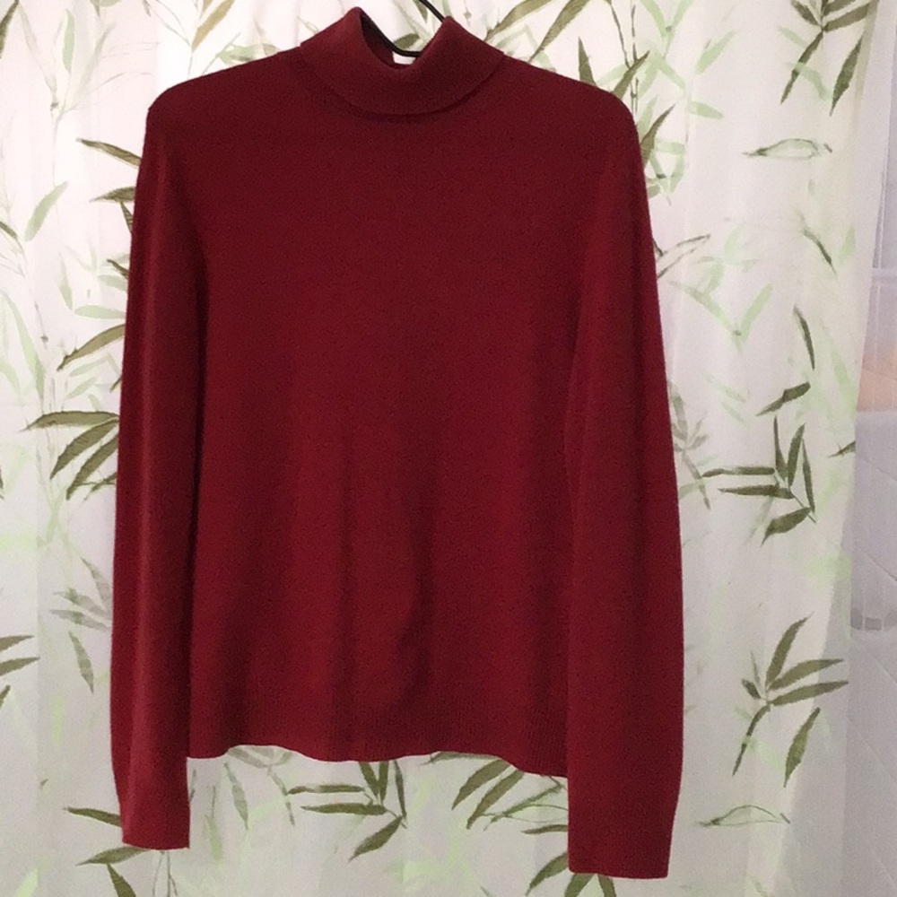 Women's Red Cashmere Turtleneck Sweater Large